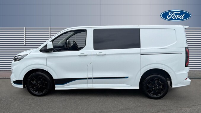 Ford Transit Custom 320 L1 Diesel Fwd 2.0 EcoBlue 170ps H1 Double Cab Van Sport Auto - Image 4